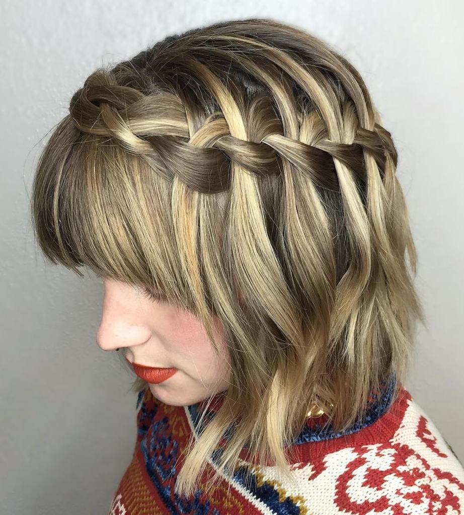 How to Pull Off Medium Length Haircuts and Hairstyles in 2020