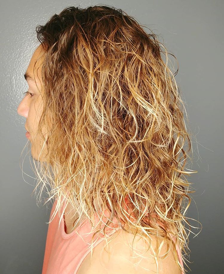 Medium Blonde Perm Hair With Loose Waves
