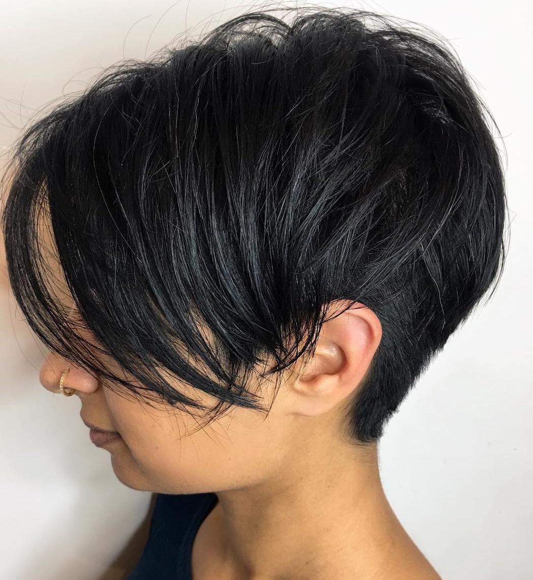 asymmetrical pixie undercut