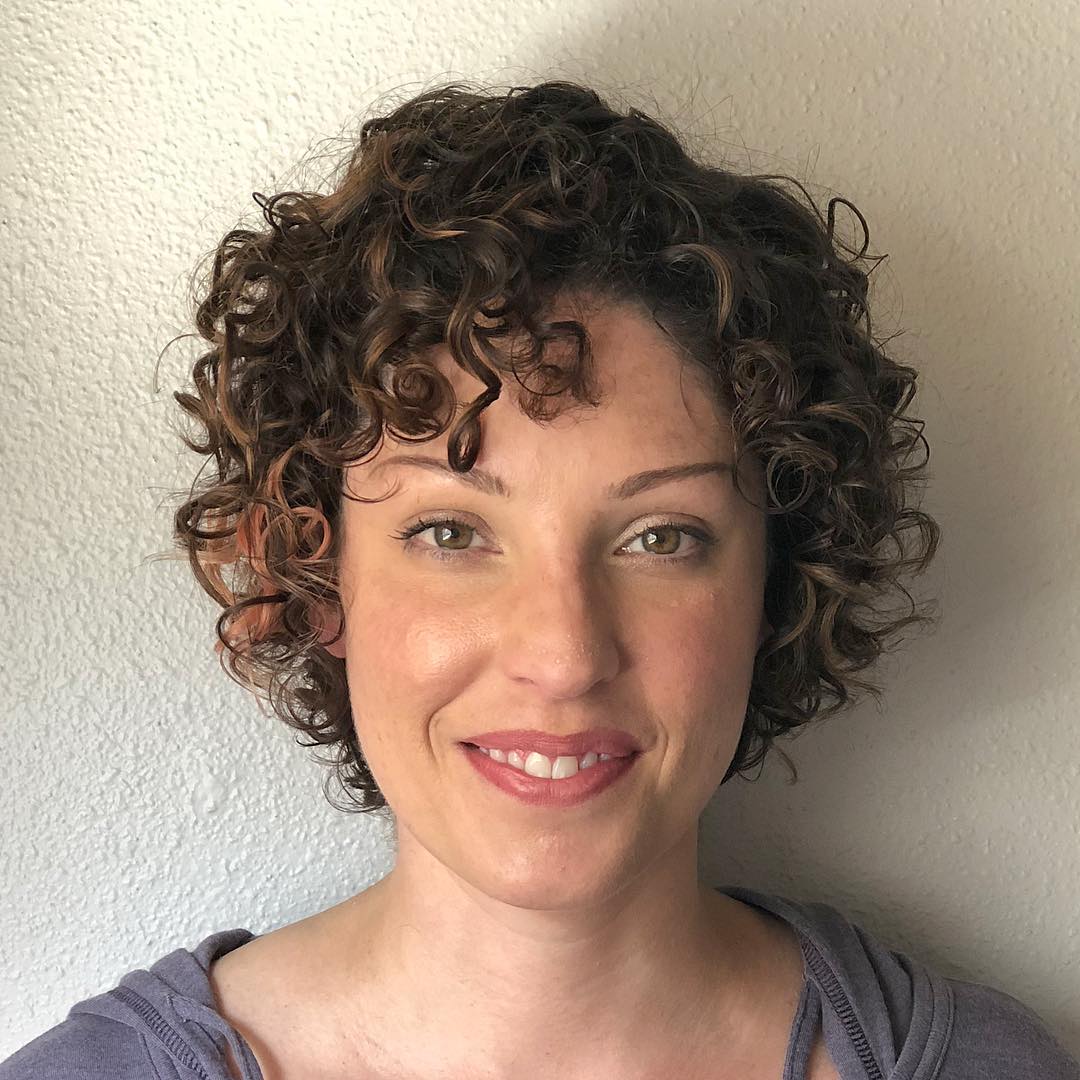 Short Cut With Layers For Curly Hair