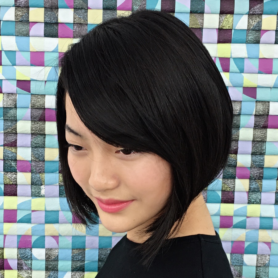 30 Short Hairstyles For Round Faces To Create Wow Effect In 2020