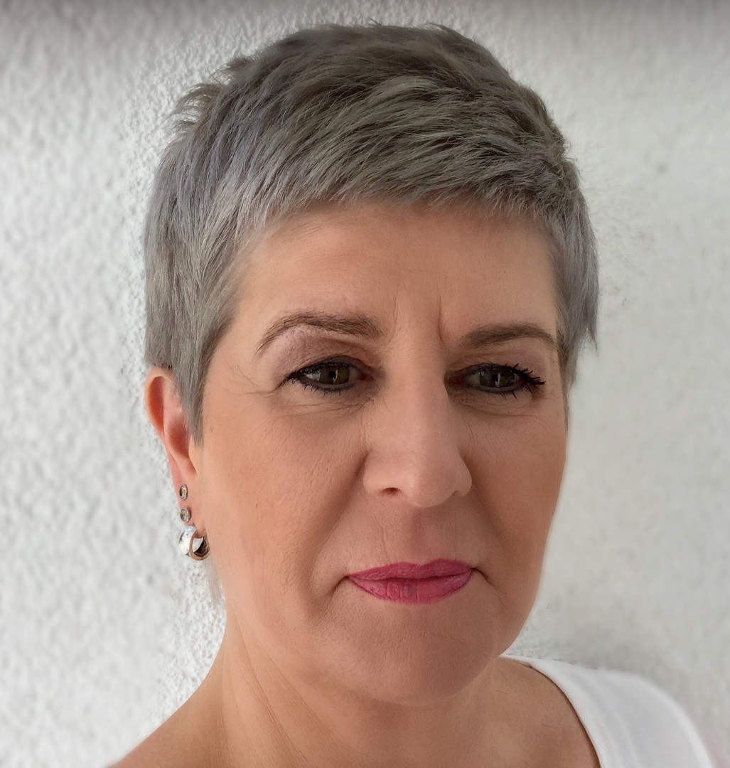 50 Short Hairstyles and Haircuts for Women over 50 to Sport in 2020