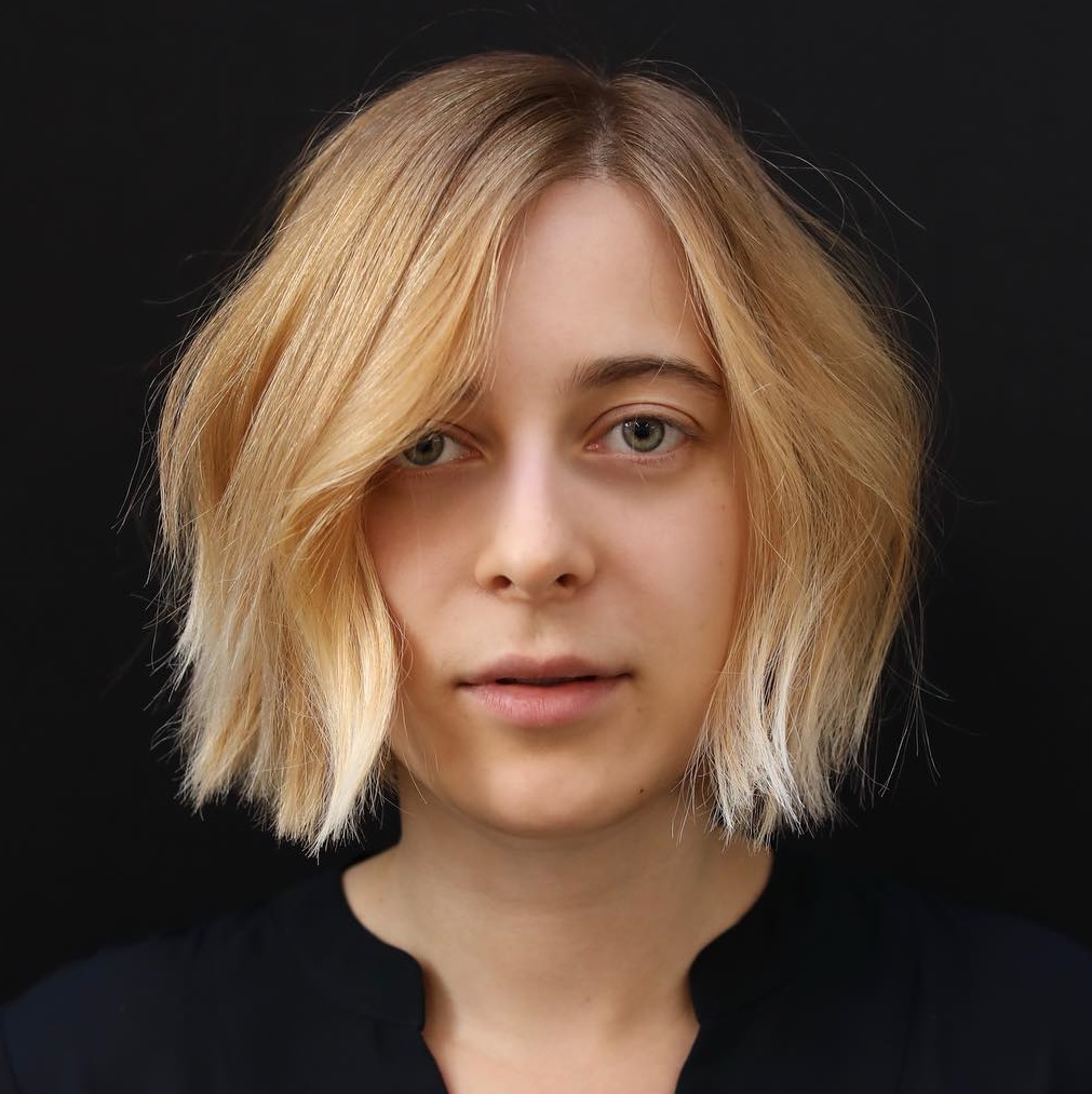 Chin-Length Bob For Oval Faces