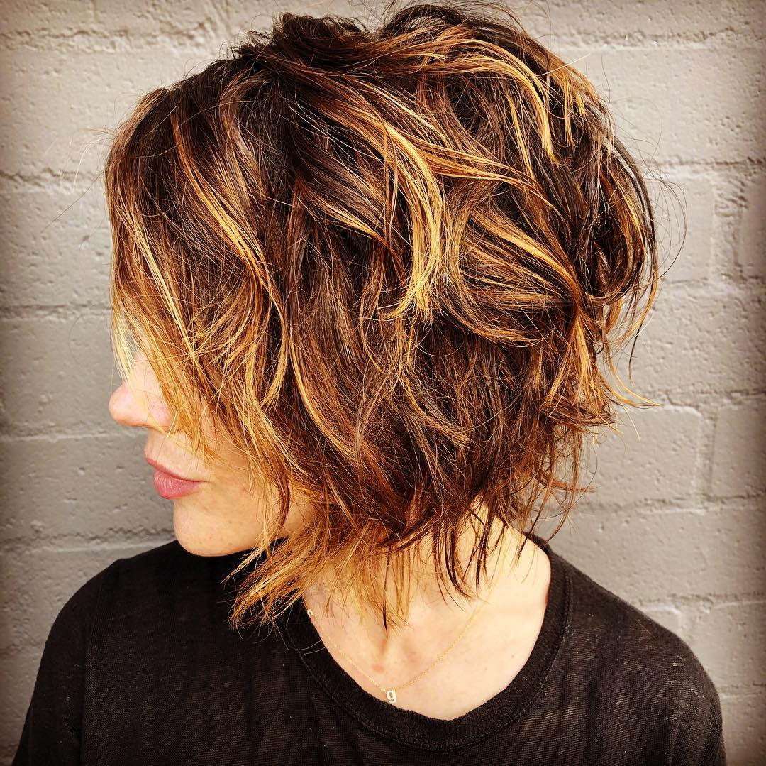 Short deals shaggy bob