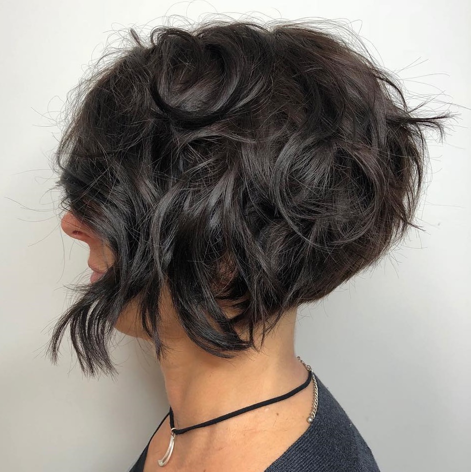 Short Messy Wavy Bob