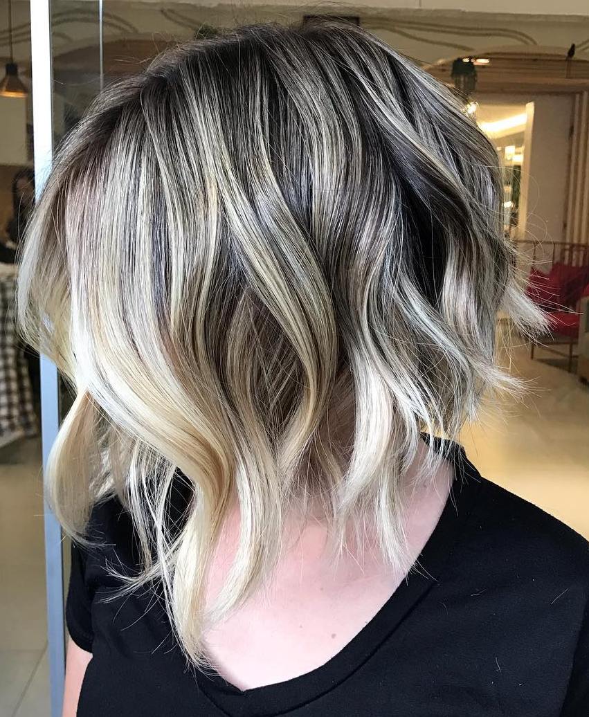 Inverted Lob For Wavy Hair